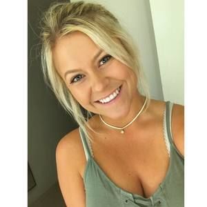 Meet your Posher, Mackenzie